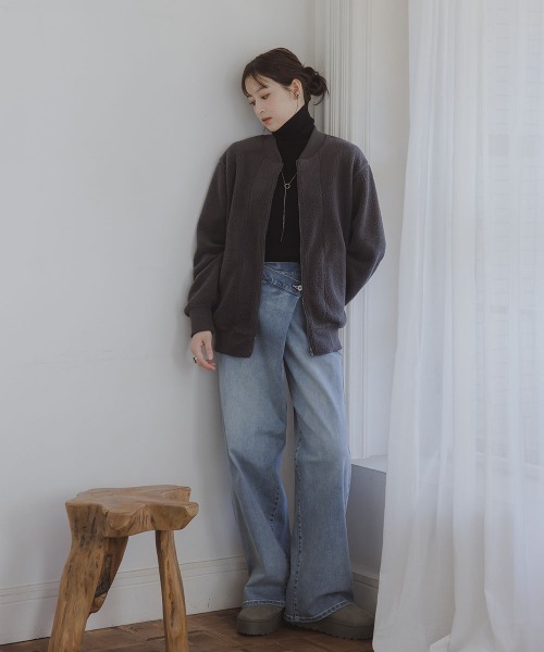 slattgir(スラットジール)の「高身長 ボアブルゾン(トールサイズ)Essenave(カバーオール・レディース・ライトブラウン/チャコール・TM/TLL/TL/T3L)」の11枚目の写真