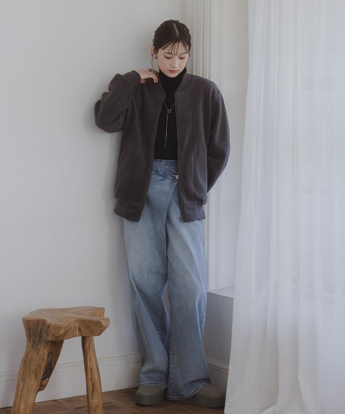 slattgir(スラットジール)の「高身長 ボアブルゾン(トールサイズ)Essenave(カバーオール・レディース・ライトブラウン/チャコール・TM/TLL/TL/T3L)」の12枚目の写真