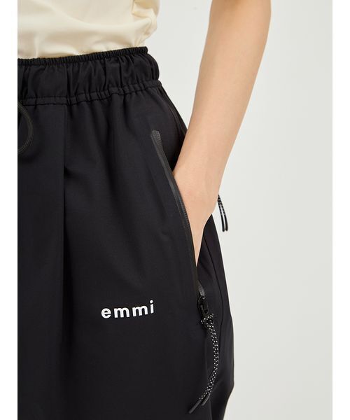 emmi(エミ)の「【セットアップ対応】【Raintive】 eco 防水パンツ(その他パンツ・レディース・ブラウン/クリーム/ブラック・0/1)」の10枚目の写真