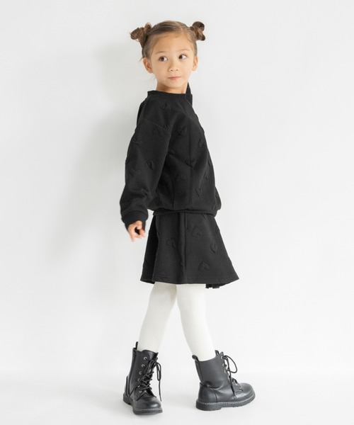 BRANSHES（ブランシェス）の「【セットアップ対応】ハート総柄膨れジャガードトレーナー（スウェット・キッズ・ブラック/ラベンダー・120/130/100/110/80/90/140/150）」の6枚目の写真