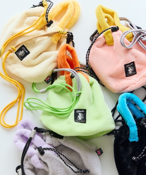 COBMASTER(コブマスター)の「Cobmaster/コブマスター 別注Fluffy Drawstring bag フラッフィー ドローストリングバッグ(ショルダーバッグ・メンズ・ブラック/グレー/グリーン/ピンク/ベージュ・ONE SIZE)」の14枚目の写真