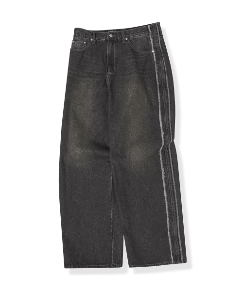 AVANDRESS(アバンドレス )の「Side Tessle Denim Pants BLUE(デニムパンツ・レディース・ブルー・X-SMALL/XX-SMALL/SMALL/MEDIUM/LARGE)」の5枚目の写真