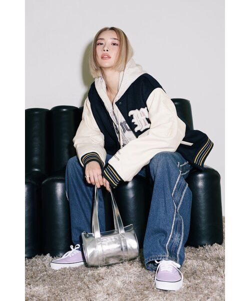 AVANDRESS(アバンドレス )の「Side Tessle Denim Pants BLUE(デニムパンツ・レディース・ブルー・X-SMALL/XX-SMALL/SMALL/MEDIUM/LARGE)」の7枚目の写真