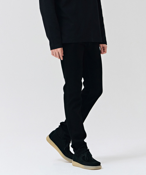 CHASECULT（チェイスカルト）の「男性 ブラック ヒドゥンバンディング スリム デニムパンツ - ブラック（デニムパンツ・メンズ・ブラック・86/70/76/92/96/82）」の4枚目の写真