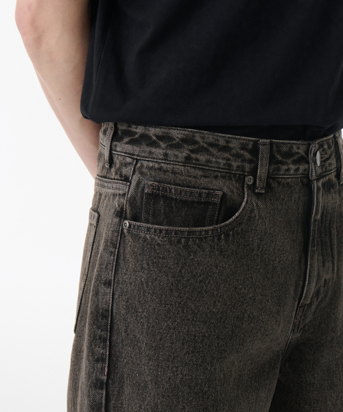 MUSINSA STANDARD（ムシンサスタンダード）の「ワイドデニムパンツ [ウォッシュドグレー]（デニムパンツ・メンズ・その他・40/38/42/36/27/28/29/34/32/30/31/33/26）」の6枚目の写真