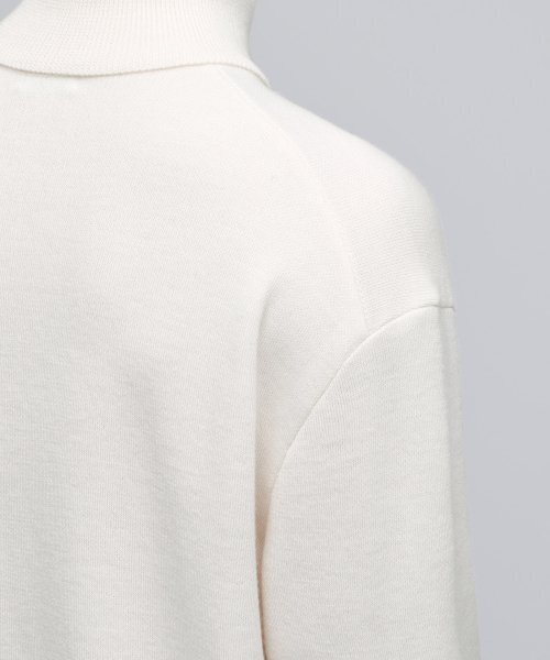 MUSINSA STANDARD（ムシンサスタンダード）の「ミニマルタートルネックニット [クリーム]（ニット/セーター・メンズ・その他・SMALL/MEDIUM/LARGE/X-LARGE/XX-LARGE）」の9枚目の写真