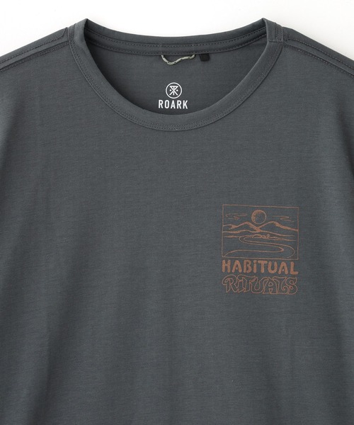 styles（スタイルス）の「RUN AMOK MATHIS ACTIVE LS RK456-ONX（Tシャツ/カットソー・メンズ・チャコールグレー・M/L）」の3枚目の写真
