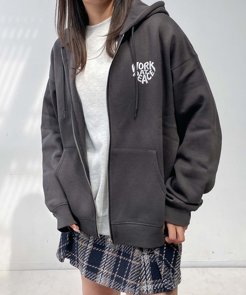 AS KNOW AS plus（アズノゥアズプラス）の「♪モチーフ選び裏起毛ビッグサイズパーカー【UNISEX ITEM】（パーカー・レディース・オートミール/ネイビー/カモフラージュ/チャコールグレー・FREE）」の6枚目の写真