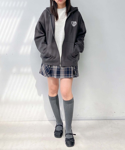 AS KNOW AS plus（アズノゥアズプラス）の「♪モチーフ選び裏起毛ビッグサイズパーカー【UNISEX ITEM】（パーカー・レディース・オートミール/ネイビー/カモフラージュ/チャコールグレー・FREE）」の10枚目の写真