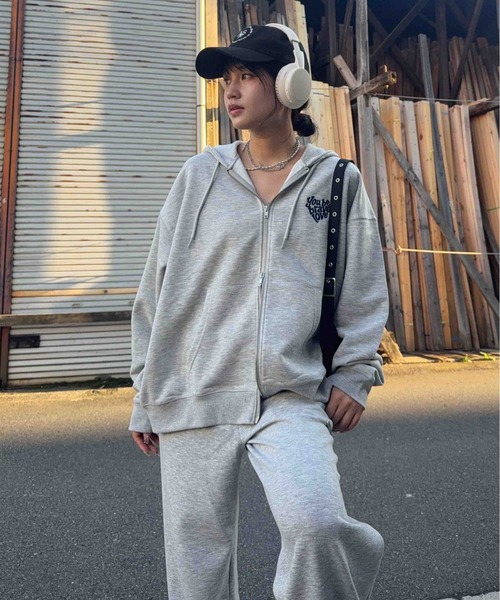 AS KNOW AS plus(アズノゥアズプラス)の「♪モチーフ選び裏毛ビッグサイズパーカー【UNISEX ITEM】(パーカー・レディース・オートミール/ネイビー/カモフラージュ/チャコールグレー/レッド系/グレー系/グリーン系その他/ネイビー系/アイボリー系・FREE)」の21枚目の写真
