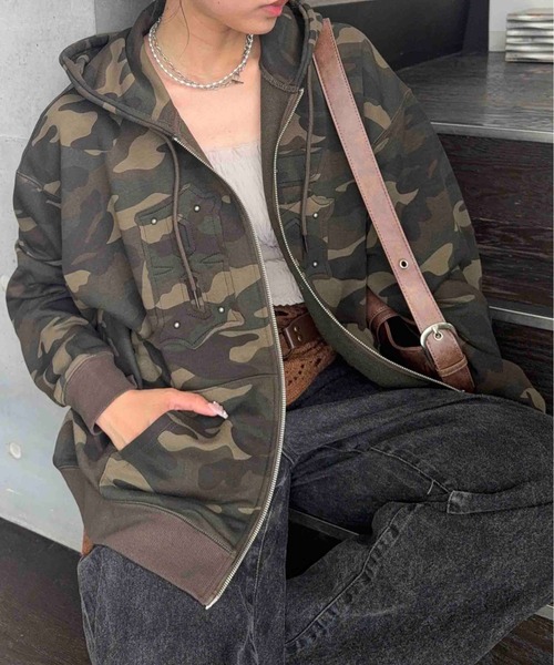 AS KNOW AS plus(アズノゥアズプラス)の「♪モチーフ選び裏毛ビッグサイズパーカー【UNISEX ITEM】(パーカー・レディース・オートミール/ネイビー/カモフラージュ/チャコールグレー/レッド系/グレー系/グリーン系その他/ネイビー系/アイボリー系・FREE)」の11枚目の写真