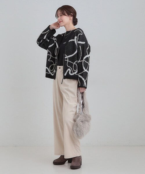 Cutie Blonde(キューティーブロンド)の「コーデュロイ ワイドストレートパンツ(その他パンツ・レディース・チャコールグレー/アイボリー/ブラウン系その他・01/02/03/04)」の6枚目の写真