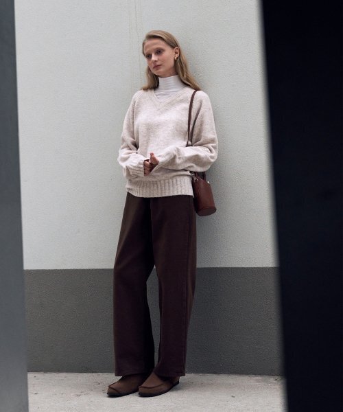 LOEIL（ロエイユ）の「プレーン起毛ワイドコットンパンツ - ブラウン（その他パンツ・レディース・その他・LARGE/MEDIUM/SMALL）」の5枚目の写真