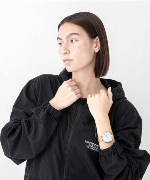 KLON（クローン）の「KLON CONNECTION HALFSHELL FIRST GOLD EDITION 38mm（アナログ腕時計・レディース・ゴールド・FREE）」の3枚目の写真