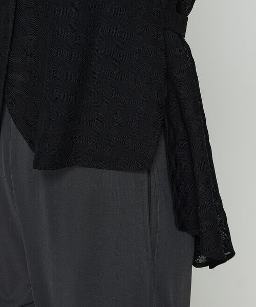 Gabardine K.T(ギャバジンケーティー)の「〔 +サイズ 〕 チェック柄カラミ ジレ(ベスト・レディース・ブラック/ダークブラウン・15号)」の16枚目の写真