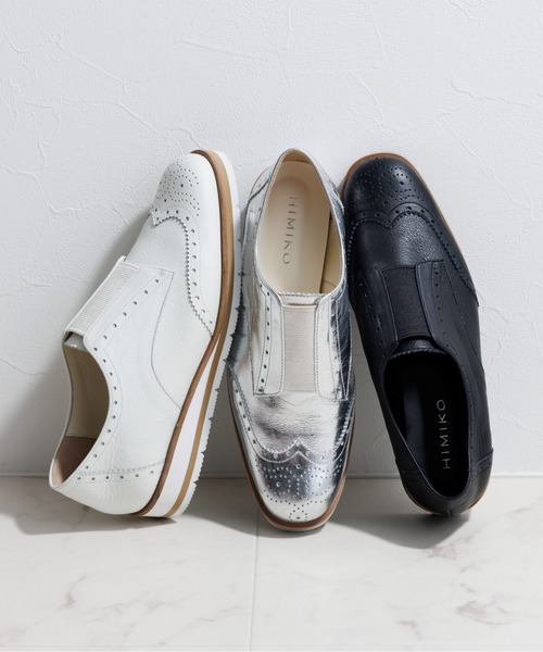 HIMIKO（ヒミコ）の「【HIMIKO】厚底メダリオンシューズ/661107（スリッポン・レディース・ブラック/シルバー/アイボリー・22.0cm/21.5cm/26.0cm/25.0cm/24.0cm/22.5cm/23.0cm/26.5cm/25.5cm/24.5cm/23.5cm）」の3枚目の写真