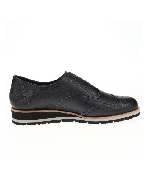 HIMIKO（ヒミコ）の「【HIMIKO】厚底メダリオンシューズ/661107（スリッポン・レディース・ブラック/シルバー/アイボリー・22.0cm/21.5cm/26.0cm/25.0cm/24.0cm/22.5cm/23.0cm/26.5cm/25.5cm/24.5cm/23.5cm）」の14枚目の写真