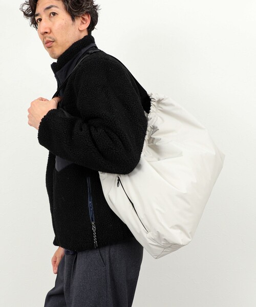 SML(エスエムエル)の「【SML/エスエムエル】BIG SILHOUETTE SHOULDER K905060(ショルダーバッグ・メンズ・グレー/ブラック/ライトグレー・FREE)」の1枚目の写真