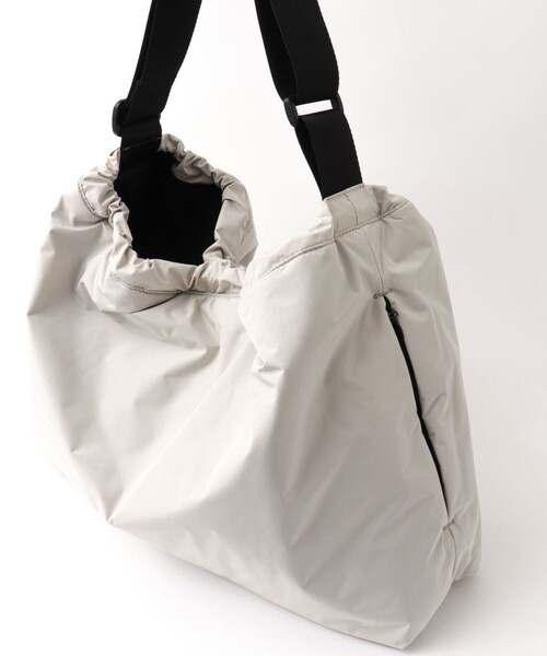 SML(エスエムエル)の「【SML/エスエムエル】BIG SILHOUETTE SHOULDER K905060(ショルダーバッグ・メンズ・グレー/ブラック/ライトグレー・FREE)」の8枚目の写真
