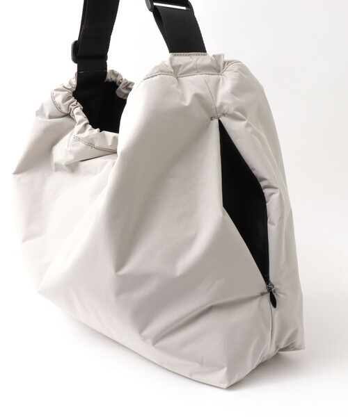 SML(エスエムエル)の「【SML/エスエムエル】BIG SILHOUETTE SHOULDER K905060(ショルダーバッグ・メンズ・グレー/ブラック/ライトグレー・FREE)」の9枚目の写真