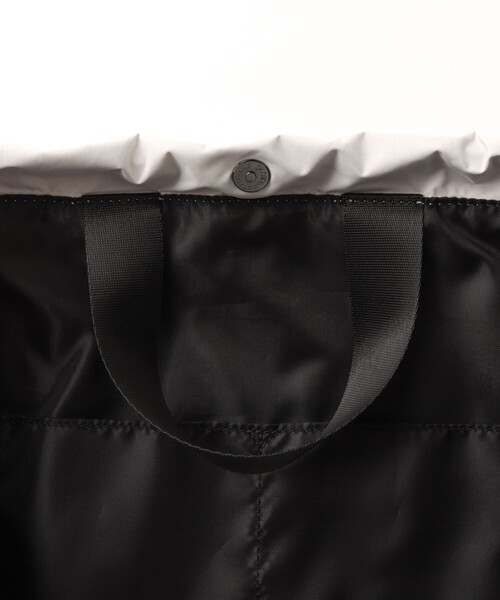 SML(エスエムエル)の「【SML/エスエムエル】BIG SILHOUETTE SHOULDER K905060(ショルダーバッグ・メンズ・グレー/ブラック/ライトグレー・FREE)」の18枚目の写真