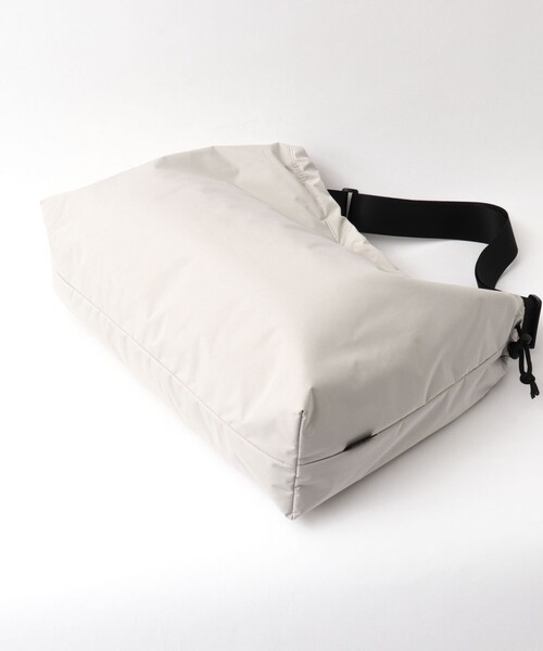 SML(エスエムエル)の「【SML/エスエムエル】BIG SILHOUETTE SHOULDER K905060(ショルダーバッグ・メンズ・グレー/ブラック/ライトグレー・FREE)」の21枚目の写真