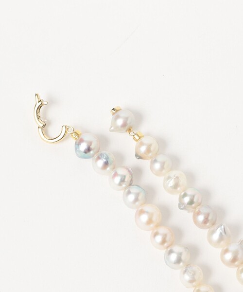 Demi-Luxe BEAMS(デミルクス ビームス)の「AYUS / バロックパール クリッカー ネックレス(ネックレス・レディース・ホワイト・ONE SIZE)」の3枚目の写真