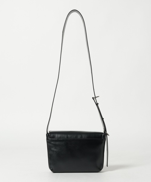 RAGEBLUE（レイジブルー）の「Synthetic Leather Compact Shoulder Bag シンセティックレザー/フラップミニショルダーバッグ（ショルダーバッグ・メンズ・ブラック・FREE）」の7枚目の写真