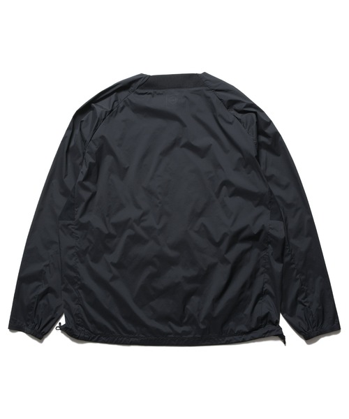 F.C.Real Bristol（エフシーレアルブリストル）の「LIGHT WEIGHT BREATHABLE PACKABLE PISTE（ナイロンジャケット・メンズ・ブラック/レッド/ブルー・X-LARGE/LARGE/MEDIUM/SMALL/XX-LARGE）」の6枚目の写真
