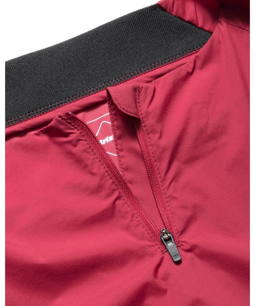 F.C.Real Bristol（エフシーレアルブリストル）の「LIGHT WEIGHT BREATHABLE PACKABLE PISTE（ナイロンジャケット・メンズ・ブラック/レッド/ブルー・X-LARGE/LARGE/MEDIUM/SMALL/XX-LARGE）」の17枚目の写真