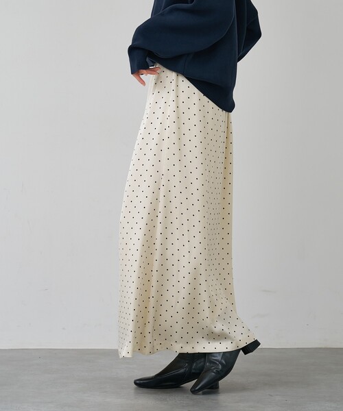 abahouse mavie(アバハウスマヴィ)の「ドットマーメイドスカート(スカート・レディース・ブラック/ホワイト・フリー)」の2枚目の写真
