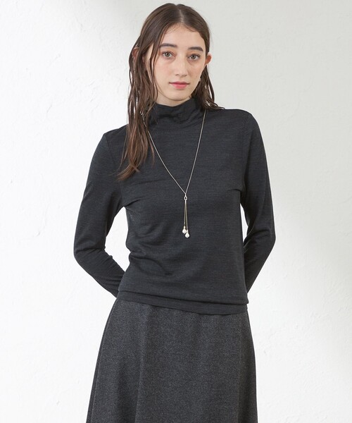 amaca(アマカ)の「バンデーラ天竺シャーリングカットソー(Tシャツ/カットソー・レディース・グレー系その他/グリーン/チャコールグレー・40/38)」の2枚目の写真