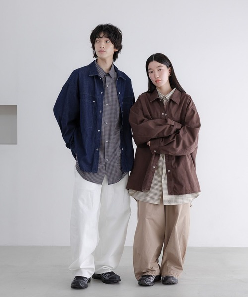 LOWRYS FARM(ローリーズファーム)の「【LFM(U)】DENIM SHIRT【UNISEX】 643970(シャツ/ブラウス・メンズ・ブラウン/ネイビー・MEDIUM/LARGE)」の12枚目の写真