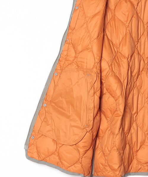 MAISON SPECIAL（メゾンスペシャル）の「《UNISEX》【TAION/タイオン】M65 ライナーWジップ ダウンジャケット【MAISON SPECIAL/メゾンスペシャル】（ダウンジャケット/コート・メンズ・ライトグリーン/ブラック・0/2/1）」の4枚目の写真