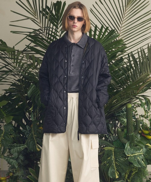 MAISON SPECIAL（メゾンスペシャル）の「《UNISEX》【TAION/タイオン】M65 ライナーWジップ ダウンジャケット【MAISON SPECIAL/メゾンスペシャル】（ダウンジャケット/コート・メンズ・ライトグリーン/ブラック・0/2/1）」の6枚目の写真