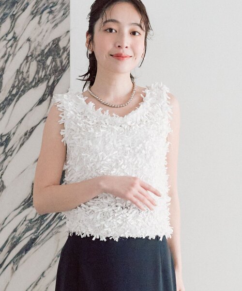 La boutique BonBon（ラブティックボンボン）の「【今すぐお届け！・取り入れやすいトレンド】テープヤーン２WAYベスト（ニット/セーター・レディース・イエロー/ピンク/ホワイト・FREE）」の2枚目の写真