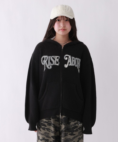 repipi armario(レピピ アルマリオ)の「【おうちで洗える】ロゴニットZIPフーディ(パーカー・キッズ・ブラック/サックスブルー/オフホワイト・SMALL/MEDIUM/LARGE)」の11枚目の写真