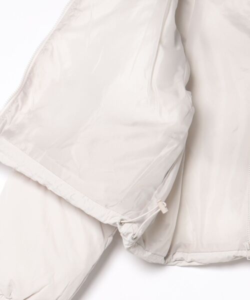 URBAN ISLAND SOCIETY（アーバンアイランドソサエティ）の「【URBAN ISLAND SOCIETY/アーバンアイランドソサエティ】UIS SHORT DOWN JACKET ショートダウンジャケット 防寒 リブ袖（ダウンジャケット/コート・レディース・ホワイト/ブラック/モカ・FREE）」の5枚目の写真