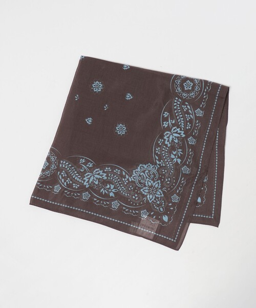 green label relaxing（グリーンレーベルリラクシング）の「バンダナ スカーフ（バンダナ/スカーフ・レディース・ライトブルー/ブラウン系・FREE）」の2枚目の写真