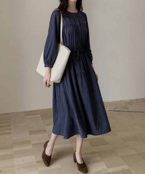 DAY CLOSET(デイ クローゼット)の「クラシカルな雰囲気漂う。長袖 パフスリ コーデュロイ 華奢魅せリボン ウエストマーク ギャザー ワンピース レディース(ワンピース・レディース・ネイビー/モスグリーン/アイボリー・FREE)」の13枚目の写真