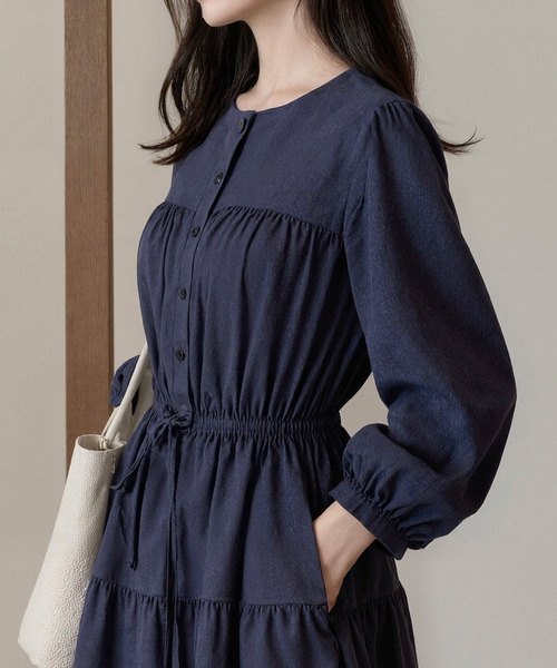 DAY CLOSET(デイ クローゼット)の「クラシカルな雰囲気漂う。長袖 パフスリ コーデュロイ 華奢魅せリボン ウエストマーク ギャザー ワンピース レディース(ワンピース・レディース・ネイビー/モスグリーン/アイボリー・FREE)」の20枚目の写真