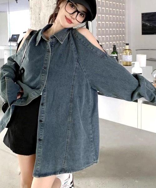 SHEENA(シーナ)の「オープンショルダーデニムシャツ(シャツ/ブラウス・レディース・ダークブルー・M)」の6枚目の写真