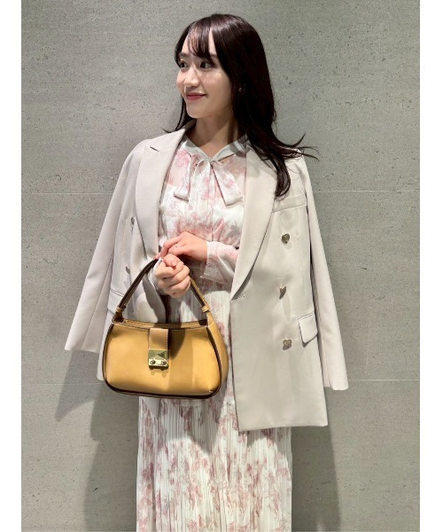 CELFORD（セルフォード）の「【セットアップ対応】ダブルブレストテーラードジャケット（テーラードジャケット・レディース・ライトベージュ/ライトピンク/ダークネイビー・36/38）」の9枚目の写真