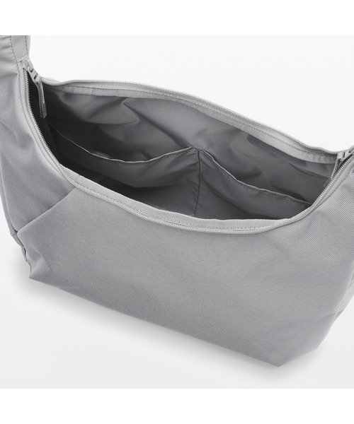 無印良品(ムジルシリョウヒン)の「撥水 2WAY ワンショルダー バッグ(ショルダーバッグ・レディース・グレー/ブルー系/ブラック/ダークベージュ・FREE)」の22枚目の写真