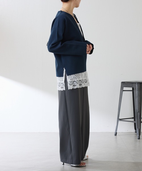 COLLAGE GALLARDAGALANTE（コラージュガリャルダガランテ）の「スカラップレースキャミソール（キャミソール・レディース・オフホワイト/ブラック・FREE）」の11枚目の写真