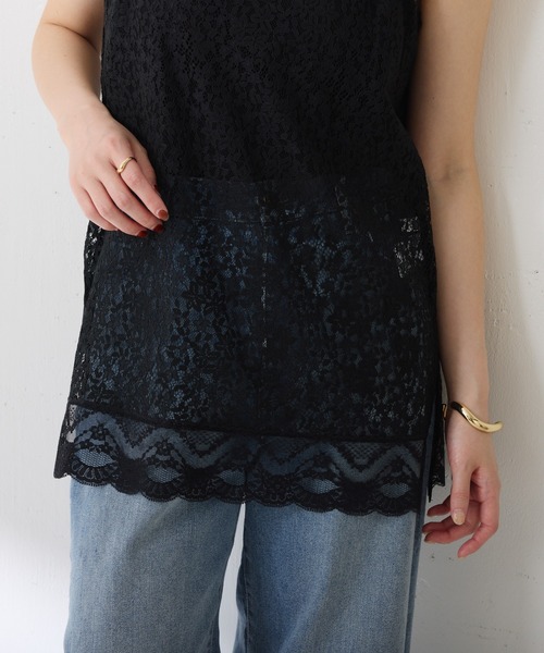 COLLAGE GALLARDAGALANTE（コラージュガリャルダガランテ）の「スカラップレースキャミソール（キャミソール・レディース・オフホワイト/ブラック・FREE）」の21枚目の写真