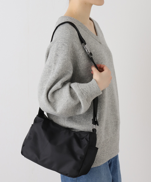 HVISK（ヴィスク）の「HVISK/ ヴィスク Tracy BAG（ショルダーバッグ・レディース・ブラック・FREE）」の2枚目の写真