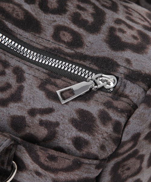 3.3 Field Trip （3.3フィールドトリップ）の「3.3 Field Trip／スターチャームアソートバッグ（ショルダーバッグ・レディース・レオパード/カモフラージュ・FREE）」の13枚目の写真