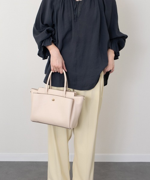 LORISTELLA(ロリステッラ)の「【LORISTELLA】マルチポケットハンドバッグ(Q66421)(ハンドバッグ・レディース・ライトベージュ・ALL)」の4枚目の写真