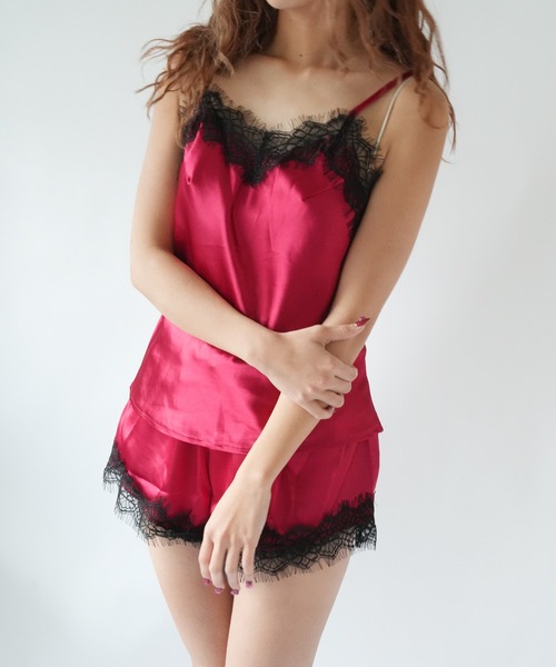 Jelly moo（ジェリームー）の「【 Jelly moo / ジェリームー 】 グロッシー シャイニーレース セットアップ（キャミソール・レディース・ブラック/スモークピンク/バーガンディー/シャンパン・FREE）」の14枚目の写真